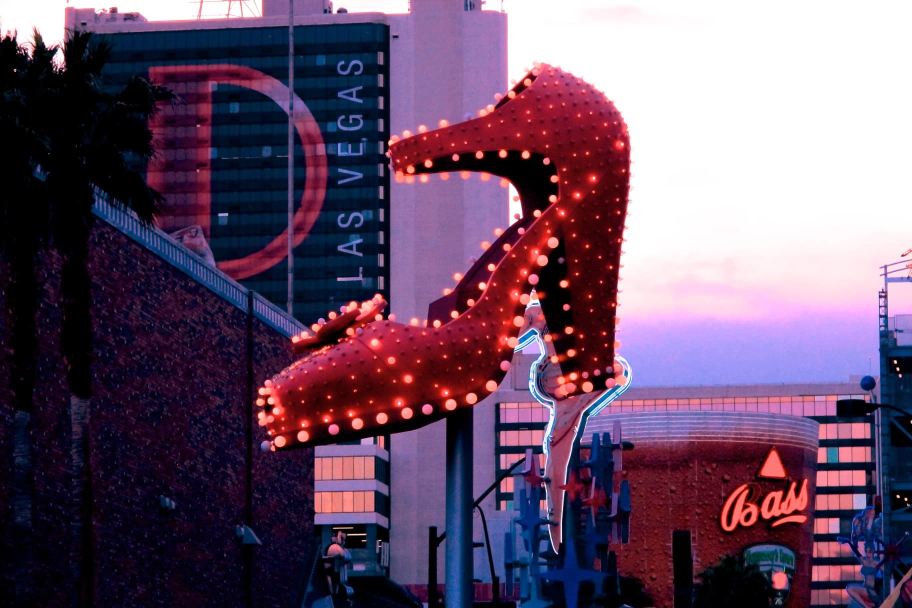 las-vegas-freemont-heel