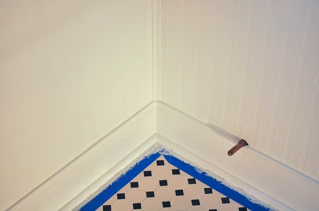 2012-02-29 Bathroom trim 08