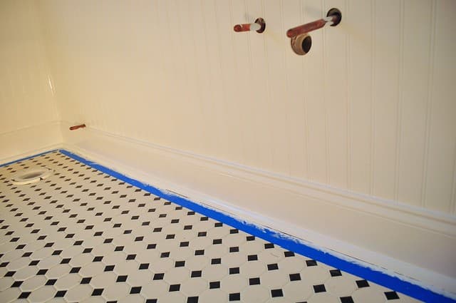 2012-02-29 Bathroom trim 02