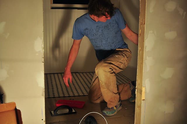 2012-02-23 Bathroom tile 06