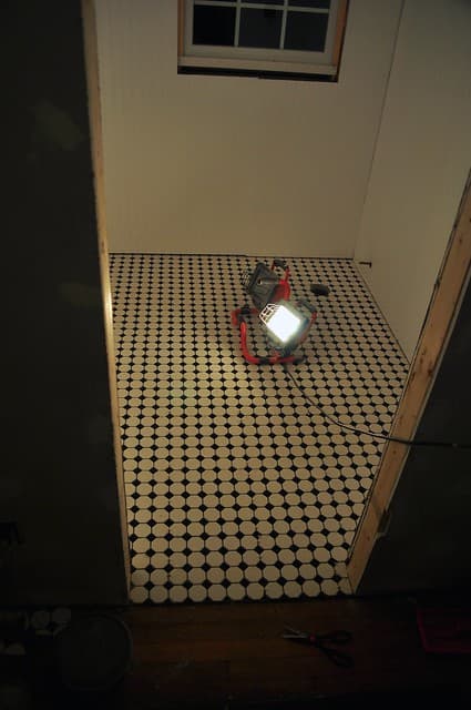 2012-02-24 Bathroom tile 01
