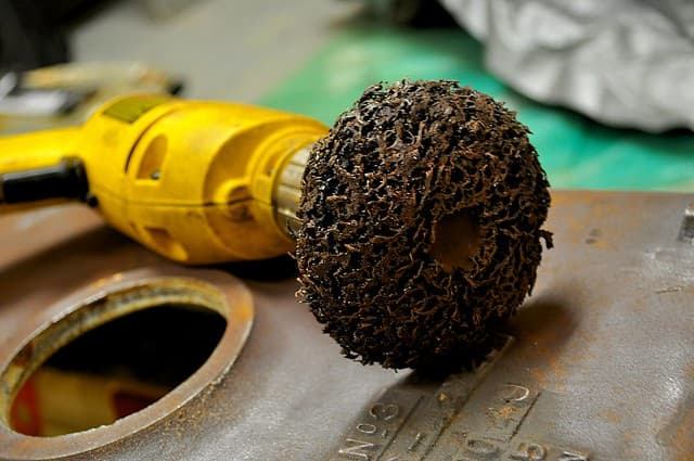 2012-01-20 Bathroom sink strip and prep 03