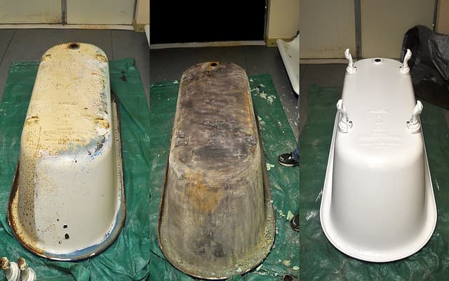 2012-01-26 Clawfoot bathtub strip and prep 06