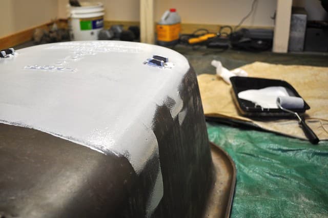 2012-01-14 Clawfoot bathtub strip and prep 01