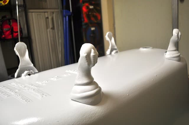 2012-01-26 Clawfoot bathtub strip and prep 03