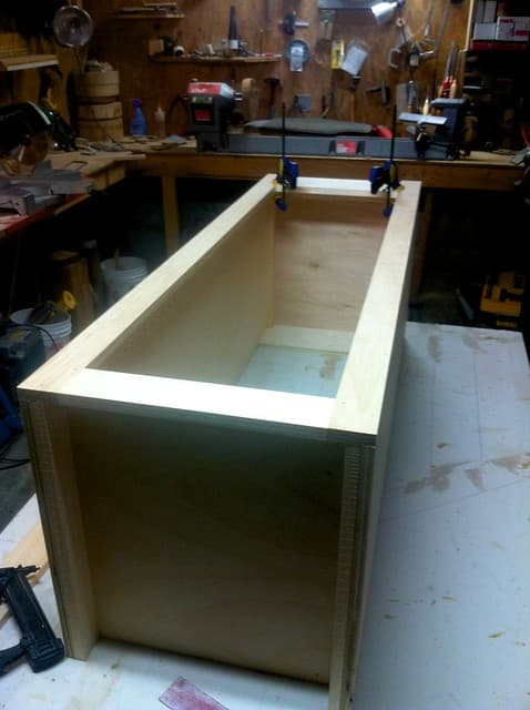 2012-03-08 Bathroom cabinet 03