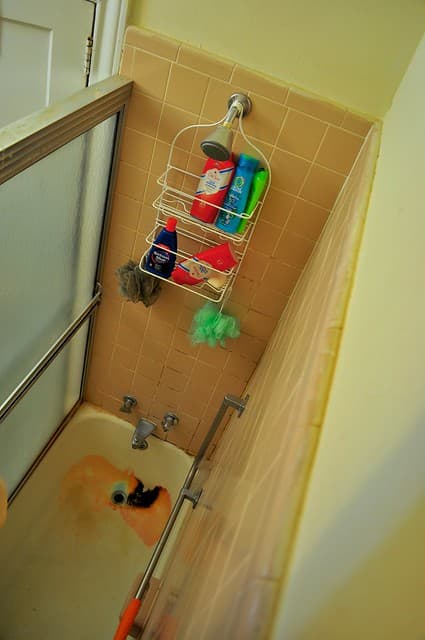 2012-01-29 Bathroom remodel before 02