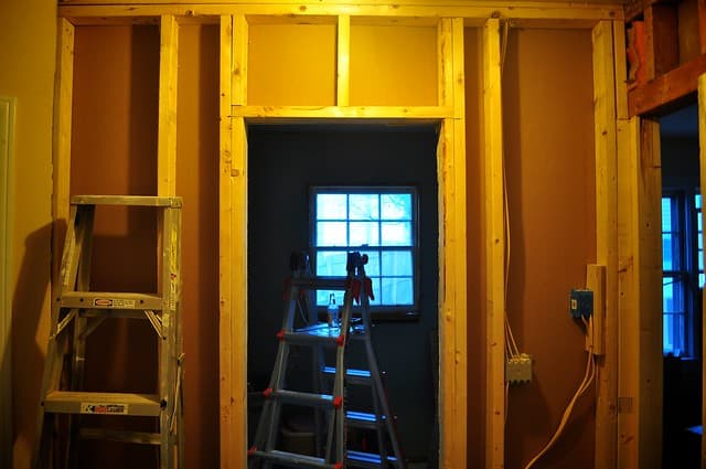 2012-02-15 Bathroom insulation and sheetrock 01