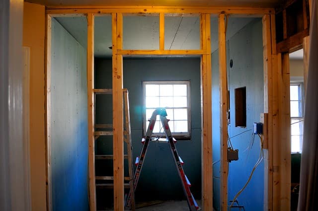 2012-02-12 Bathroom insulation and sheetrock 10