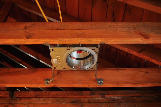 2012-02-11 Bathroom electrical 07